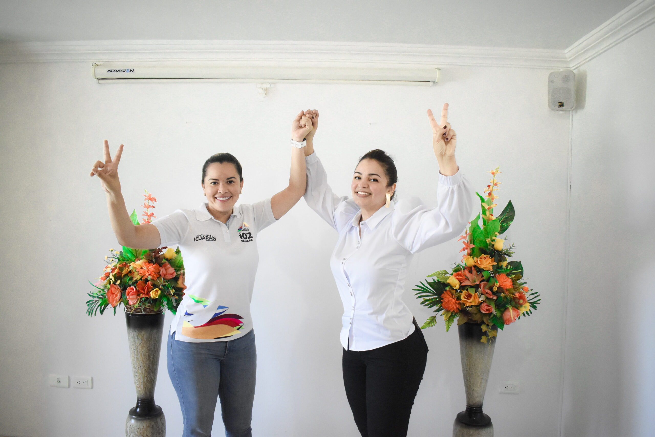 Excandidata del movimiento político nueva guajira se une a campaña de Pinina Iguarán