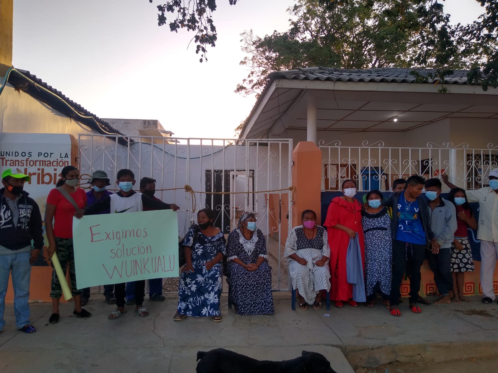 Protesta en la Secretaría de Asuntos Indígenas de Uribia