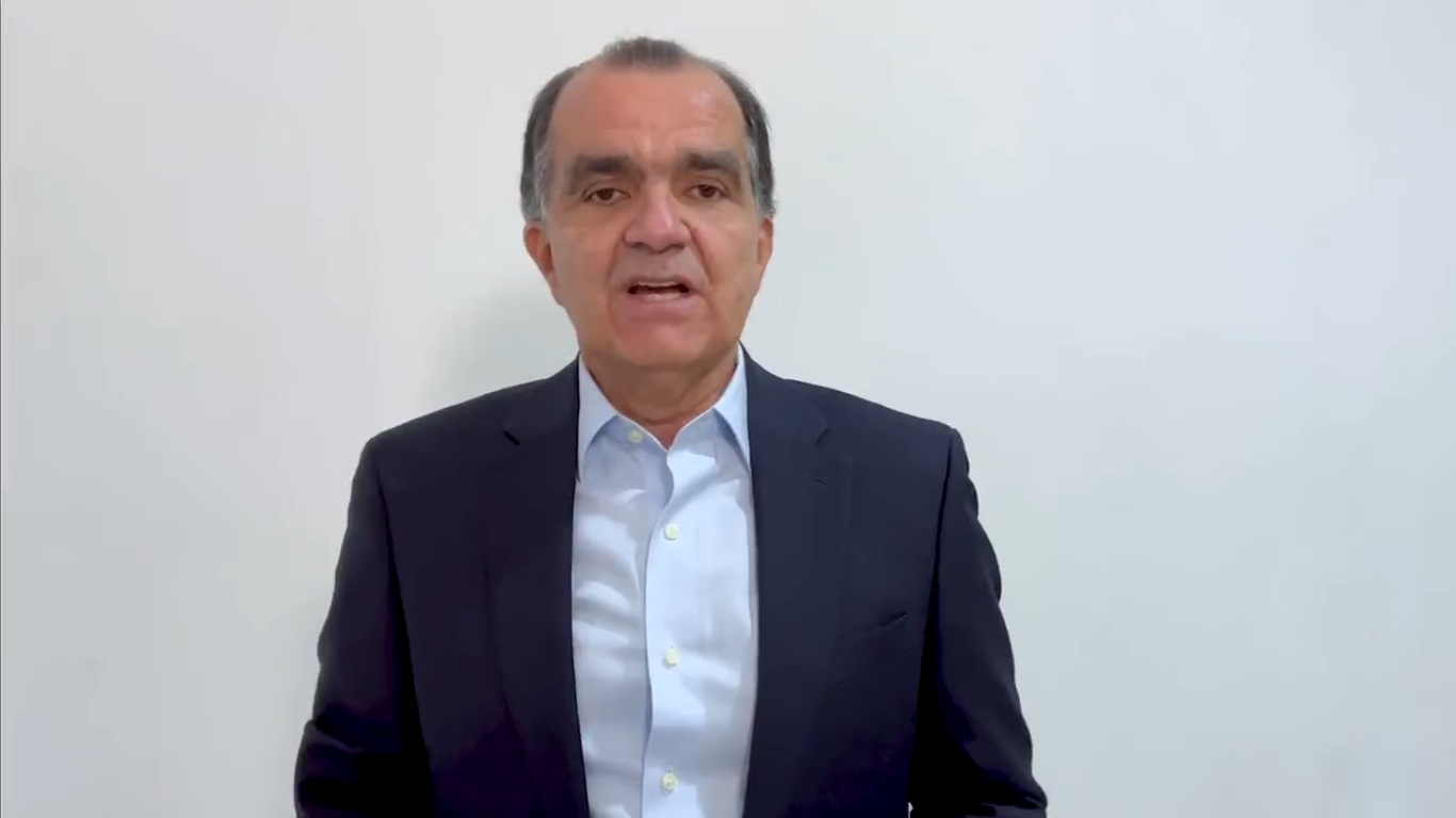 Óscar Iván Zuluaga renuncia a su candidatura presidencial