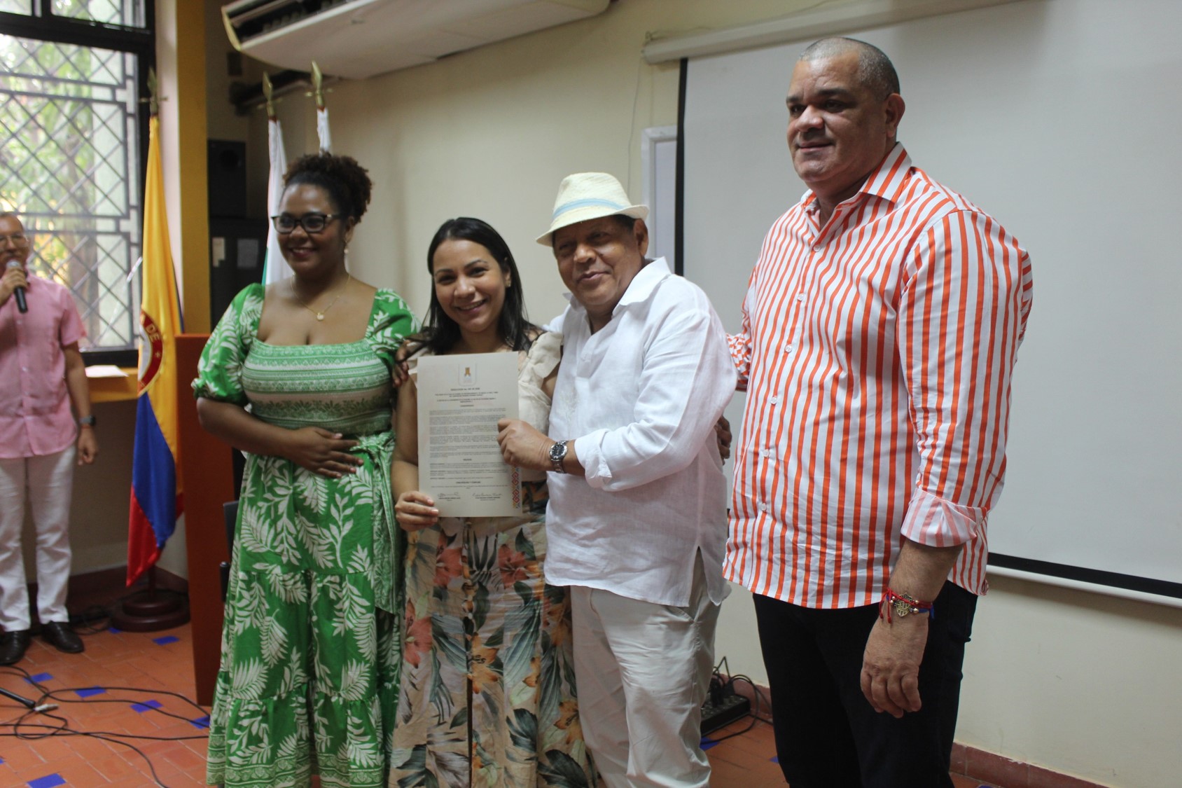 Uniguajira exaltó obra y vida del maestro Rosendo Romero Ospino y entregó exaltación en nota y estilo