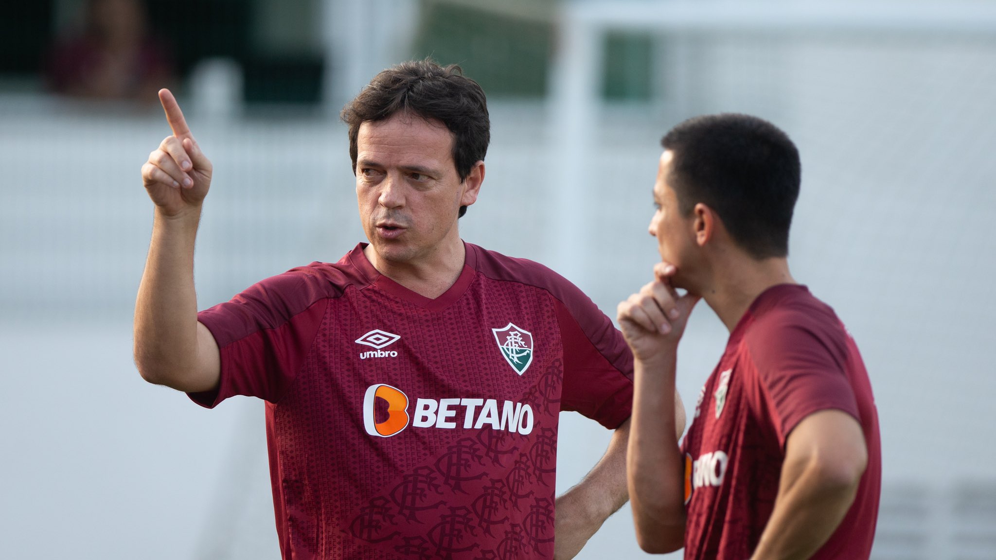 El entrenador debutante Fernando Diniz tiene en la mira a Junior, rival por Copa Sudamericana