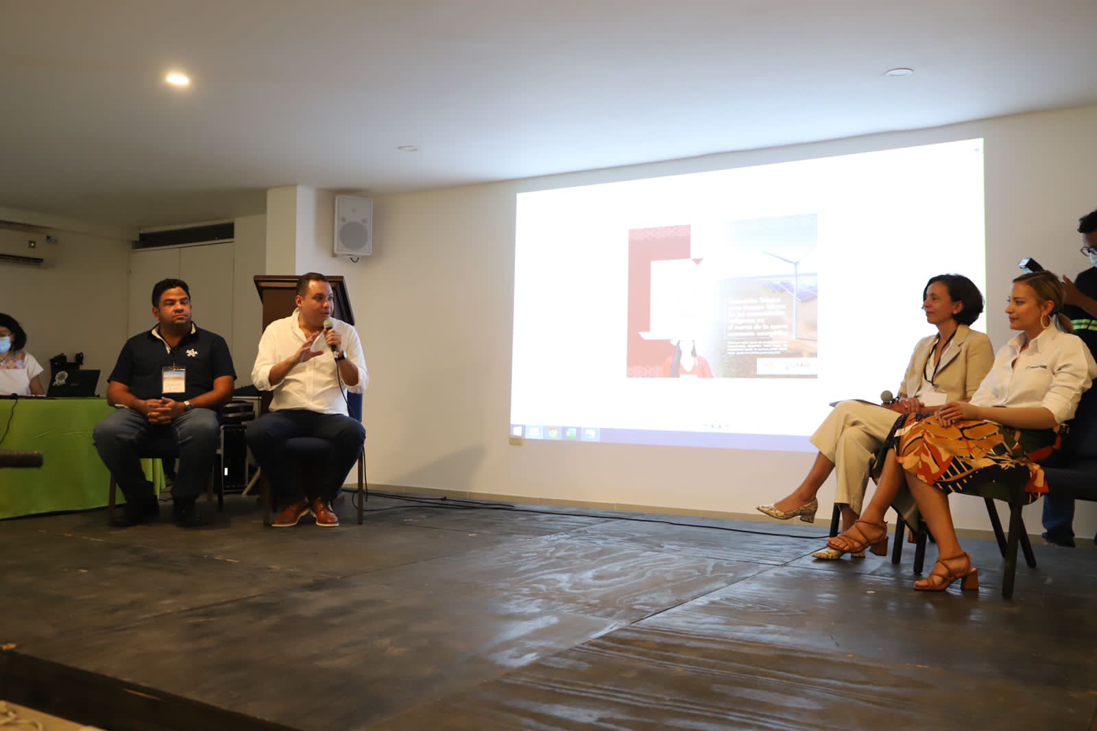 Sena y Usaid lanzan en La Guajira programa de formación técnica en Energías Renovables para jóvenes indígenas