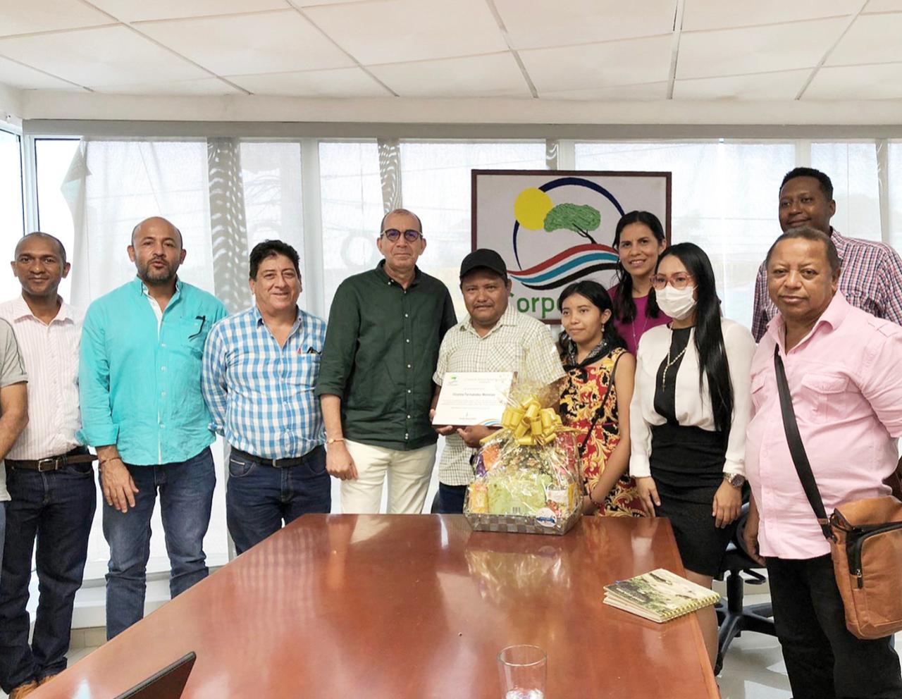 Pescador wayuú de Puerto López fue declarado guardián de las tortugas marinas