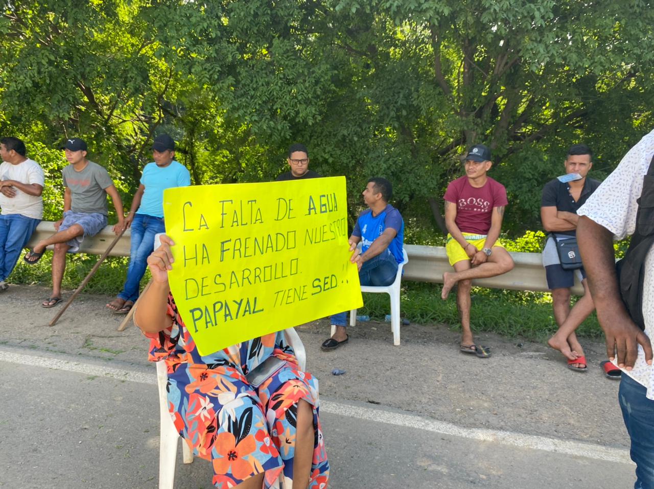 Gracias pueblo papayalero, corregimiento de Barrancas, por la protesta social