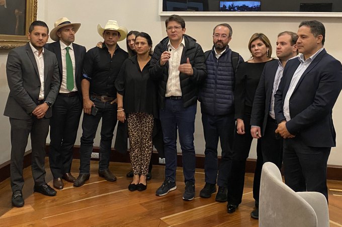 Centro Democrático demandará la constitucionalidad de la Reforma Tributaria  