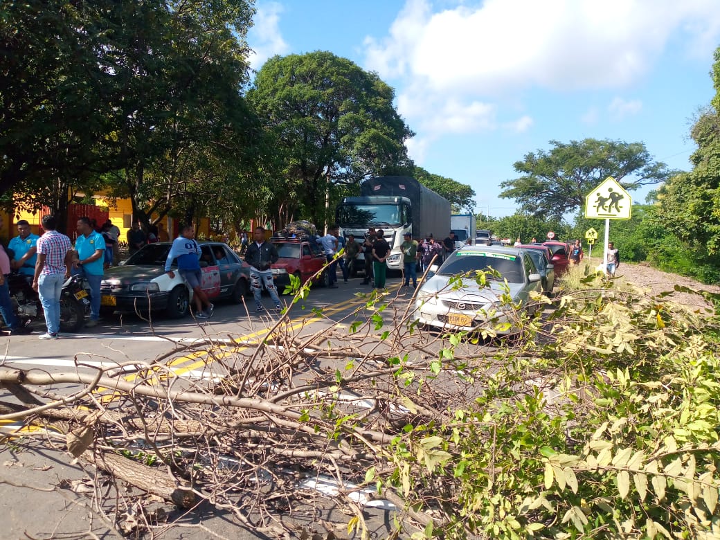 Transportadores de Villanueva se sumaron a los plantones en las vías del Sur de La Guajira