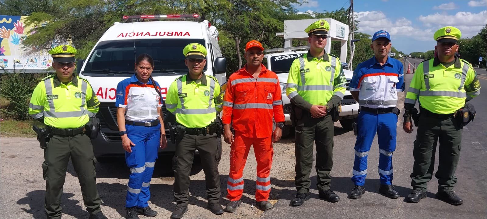 Policía adelanta campaña de prevención vial contra la siniestralidad este fin de año en La Guajira
