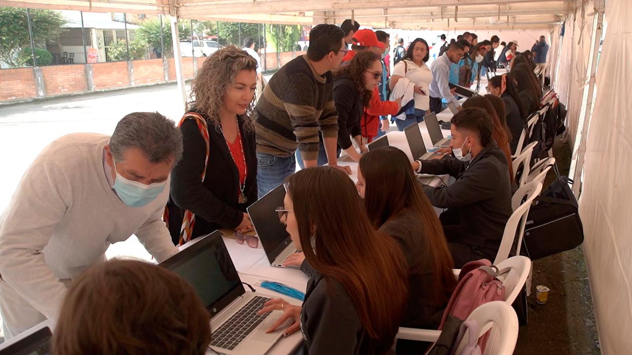 Gobierno invertirá $2,9 billones de recursos de regalías para los territorios en ciencia, tecnología e innovación entre 2023 y 2024