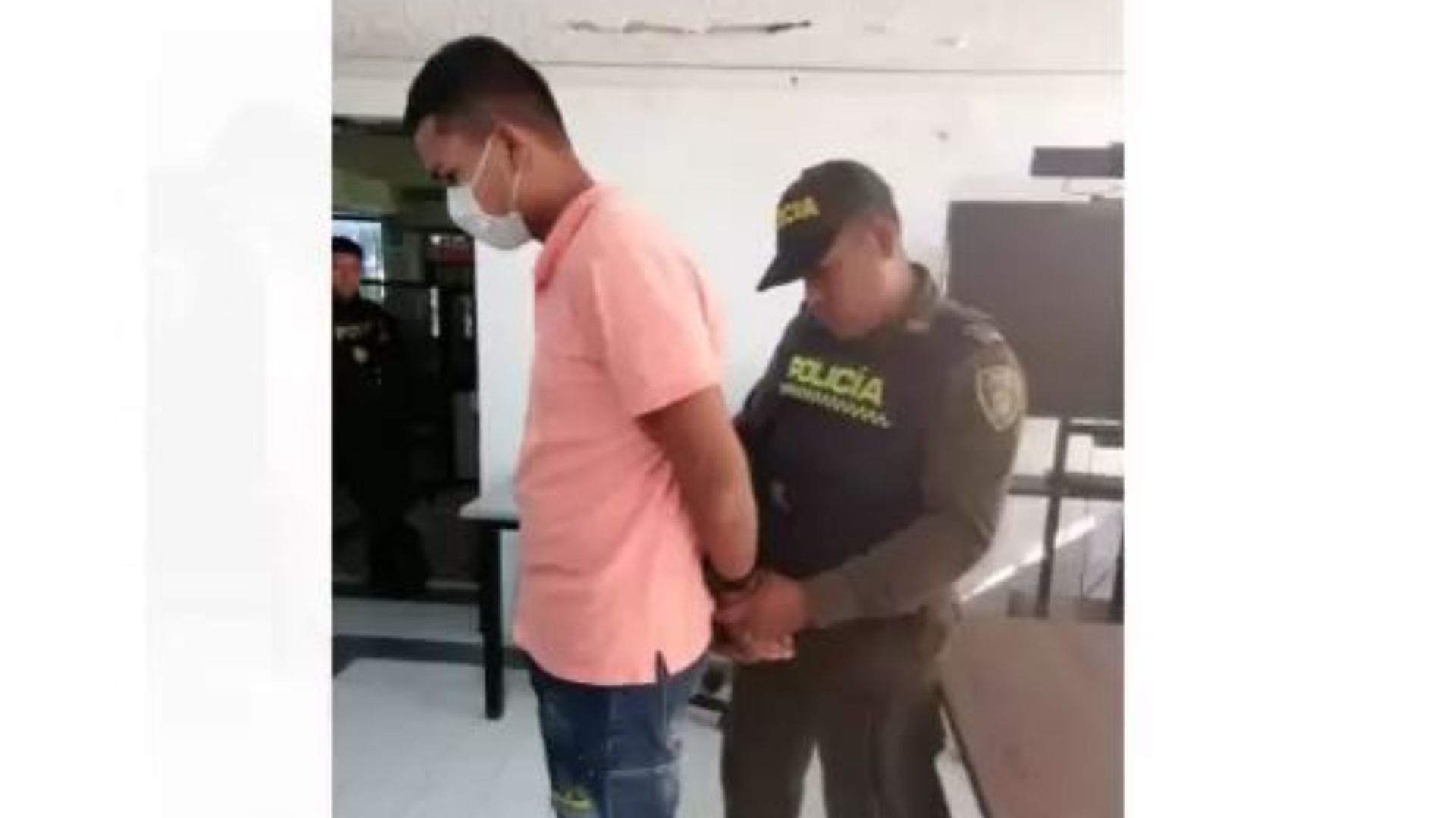 Capturan a funcionario del Inpec que intentó ingresar cocaína a la cárcel de Riohacha