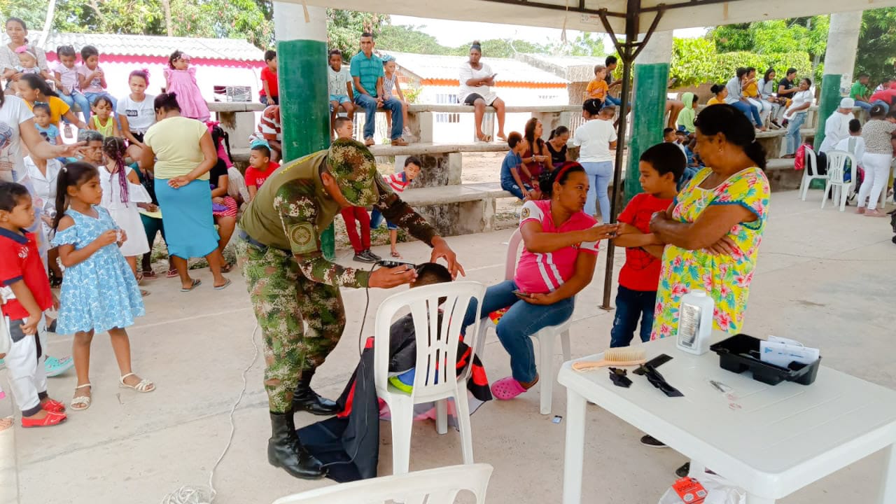 300 personas se beneficiaron de jornada de atención integral en el Batallón Cartagena