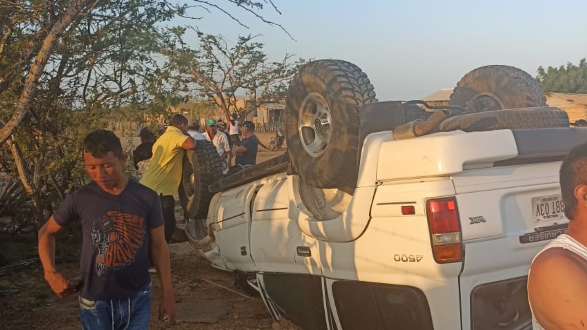 Un muerto y otro herido deja accidente de tránsito en la vía Manaure – El Pájaro