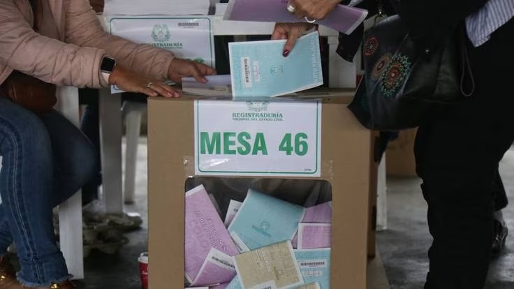 Proyecto de reforma del código electoral avanza en el Senado tras primer debate