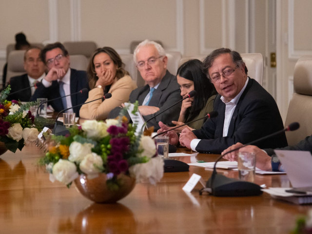 Petro en su laberinto