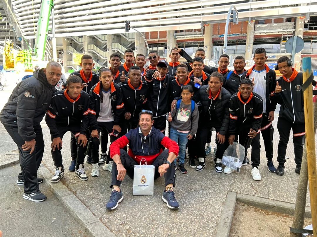 Jóvenes de la Selección Barrancas de fútbol llegaron a Europa para representar a Colombia en el Italy World Games