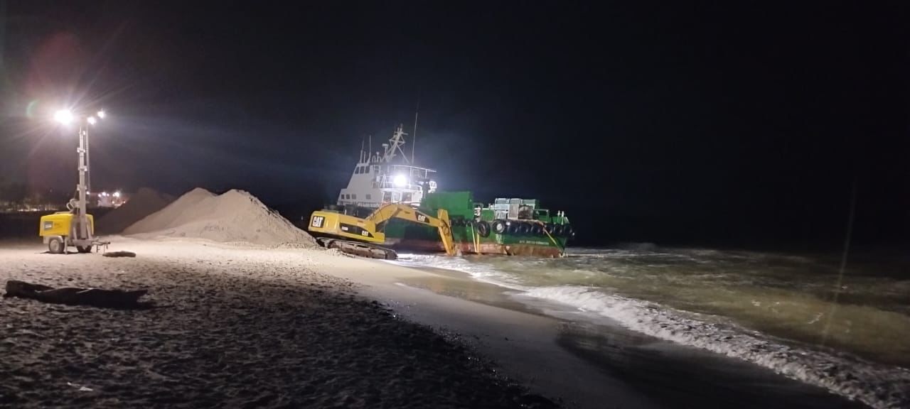 Liberada ‘Wayuu’ la segunda motonave de Hocol encalladas en playas de Riohacha