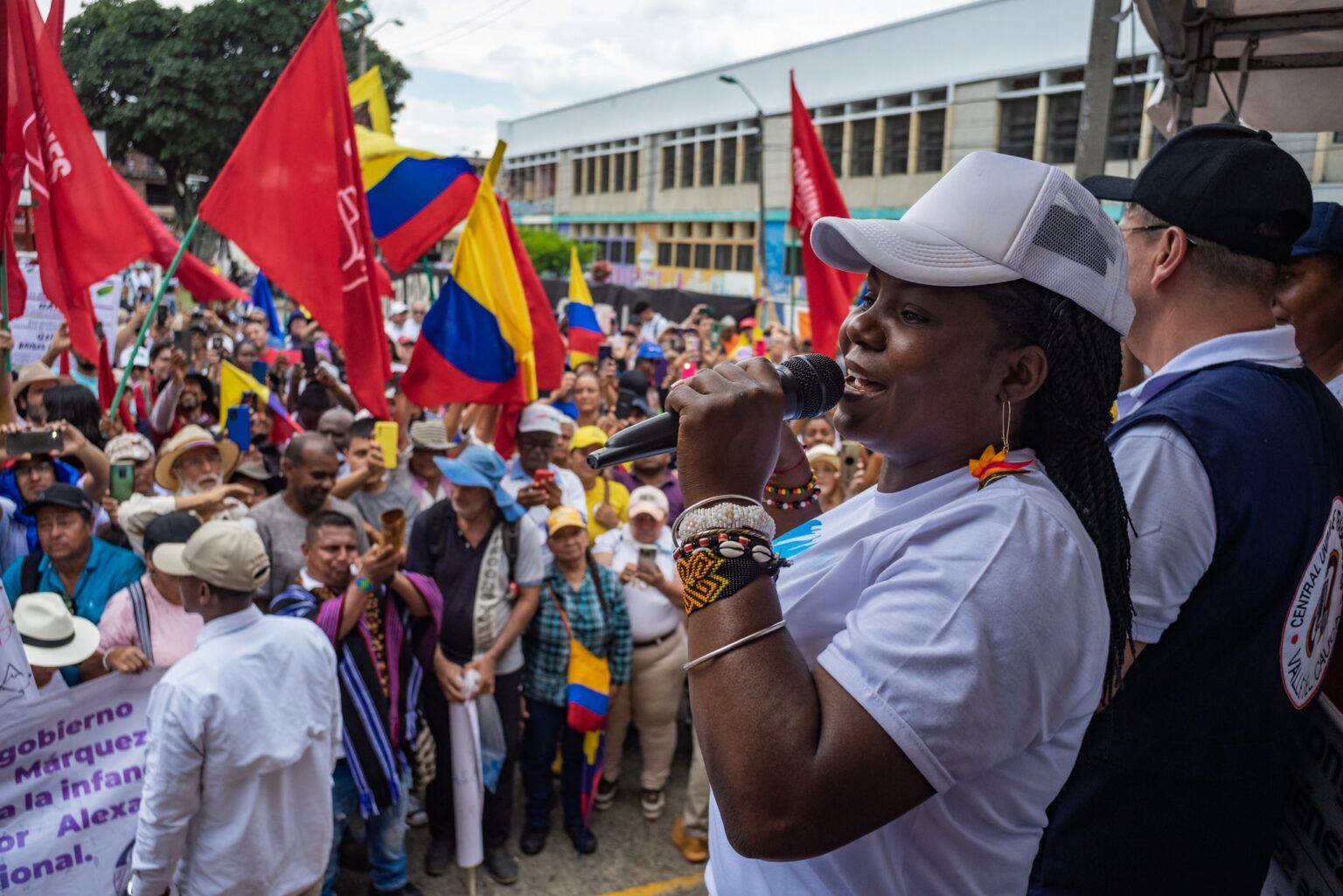 Denuncian penalmente a Francia Márquez por manifestar su apoyo a la primera línea