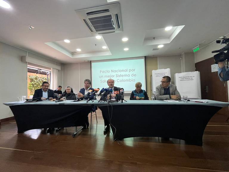 Agremiaciones y organizaciones de la sociedad civil piden formalmente el retiro de la reforma a la salud
