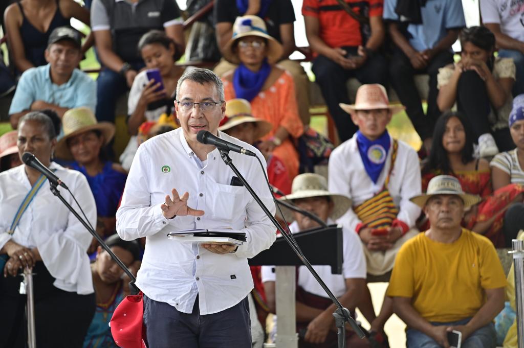 MinTransporte anuncia medidas para potenciar movilidad y turismo en La Guajira, incluyendo la construcción de un nuevo aeropuerto