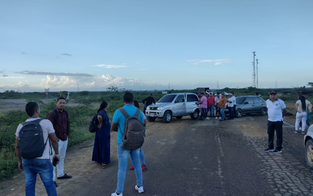 Autoridades y líderes wayuú de Manaure convocan a movilización y cierre de vías desde mañana 21 hasta el jueves 23