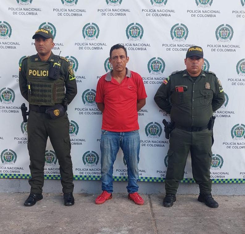 Uniformados capturan a un hombre por presuntamente hurtar una motocicleta en Maicao