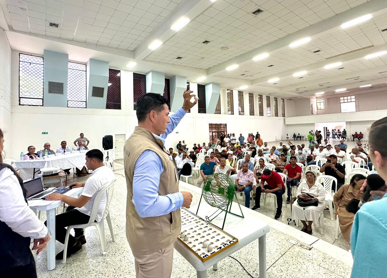 Registraduría realizó el sorteo de la ubicación de candidatos y partidos políticos en los tarjetones para La Guajira