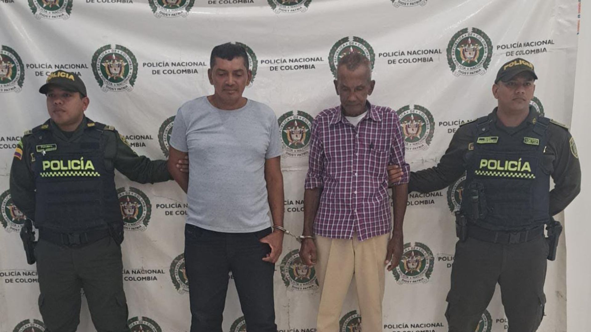 Padre e hijo capturados por el presunto delito de hurto bajo la modalidad de engaño en Riohacha