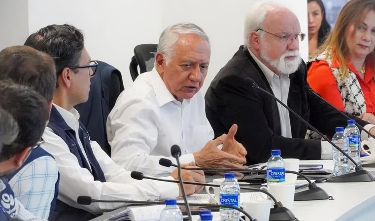 Gobierno girará $10 billones a EPS Sura, Compensar y Sanitas para evitar cierre