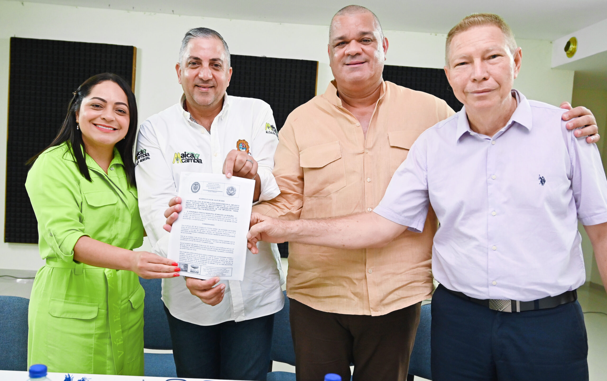 Uniguajira Sede Maicao recibe exención del impuesto predial