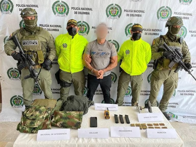 En zona rural de Dibulla capturan  presunto cabecilla de las Autodefensas Conquistadores de la Sierra Nevada