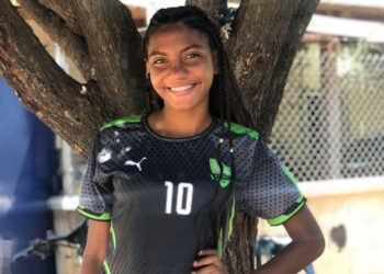 Camila Carrillo Molina, una ‘insresolista’ y futbolista de la selección Guajira