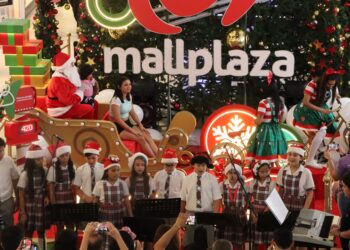 Jóvenes talentos del colegio Británico Internacional encendieron la navidad en Barranquilla