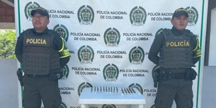 Incautan munición que transportaban en vehículo de encomienda en el sur de La Guajira