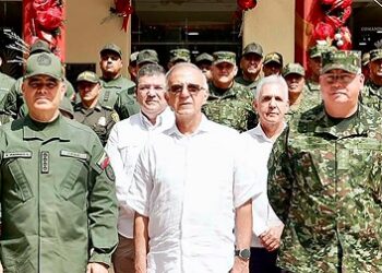 Colombia y Venezuela crean Comisión Nacional Fronteriza para combatir crimen trasnacional