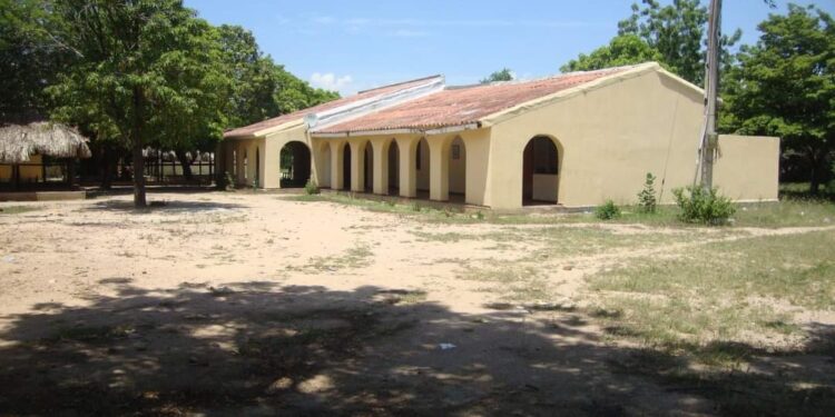 Alcaldía de San Juan del Cesar inició adecuación de la Casa del Abuelo