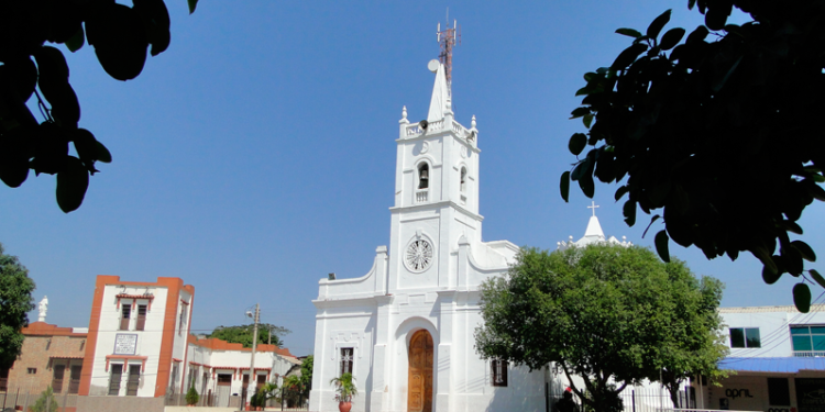 Villanueva mantiene su liderazgo