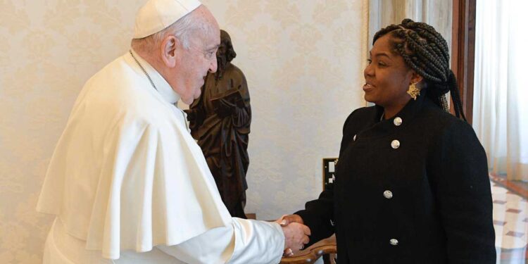 Vicepresidenta Francia Márquez se reunió con el Papa Francisco