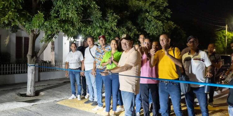 Alcalde Álvaro Díaz  inauguró obras que esperaba la comunidad en cuatro barrios de San Juan del Cesar