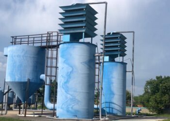 ESP garantiza suministro de agua en Camarones tras daño eléctrico en un transformador