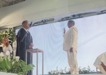 En Fonseca se realizó la toma de posesión del alcalde Micher Pérez