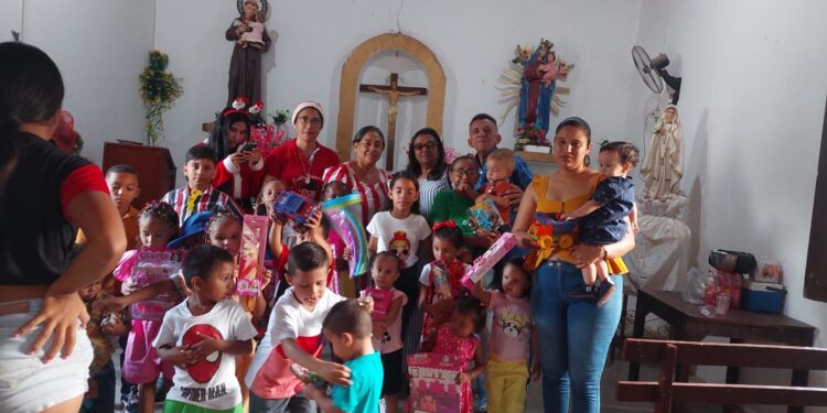 Consejo Comunitario ‘Zenobia Orozco Crespo’ dio regalos de navidad a niños en Zambrano