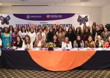 Una cumbre con poder violeta