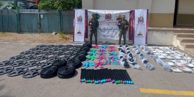 Decomisan elementos de hogar en un puesto de control del Ejército en el Sur de La Guajira