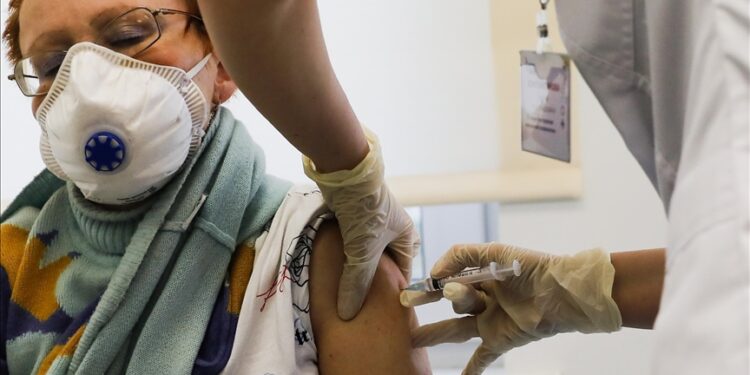 MinSalud  anuncia plan para la producción de vacunas en el país