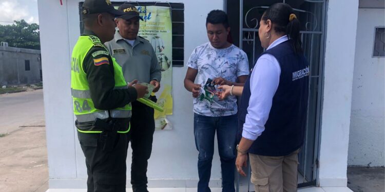 ‘Juntos más grandes, aquí cabemos todos’,  campaña de la Policía en La Guajira contra la discriminación y xenofobia
