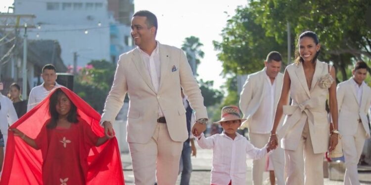 “Un rotundo éxito el look de Sara Daza”