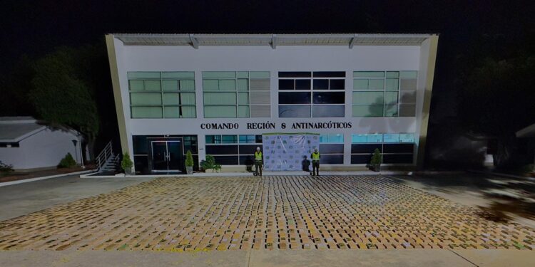 Incautan 2,6 toneladas de cocaína en Santa Marta