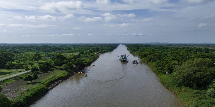 Continúa el descenso de los niveles del agua en el rio Magdalena