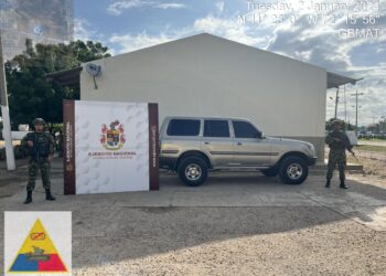 Recuperan camioneta hurtada el 31 de diciembre de 2023 en vías de La Guajira