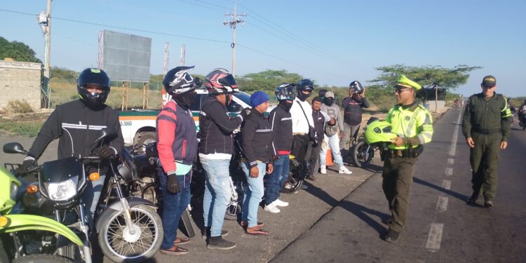 Para prevenir accidentes viales continúan jornadas de responsabilidad en La Guajira
