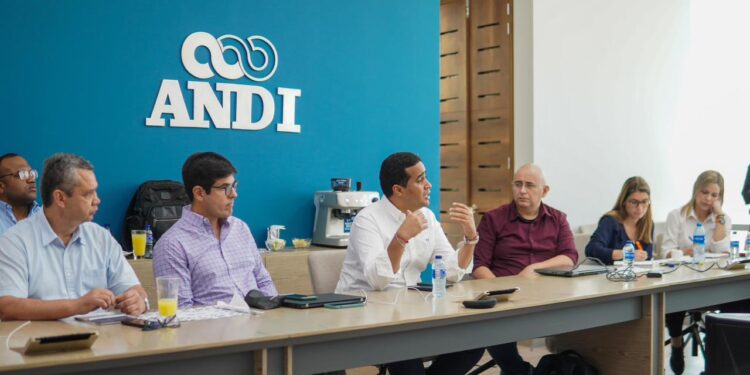 Gobernador de La Guajira y Mesa Más ANDI crean una alianza en pro de los guajiros